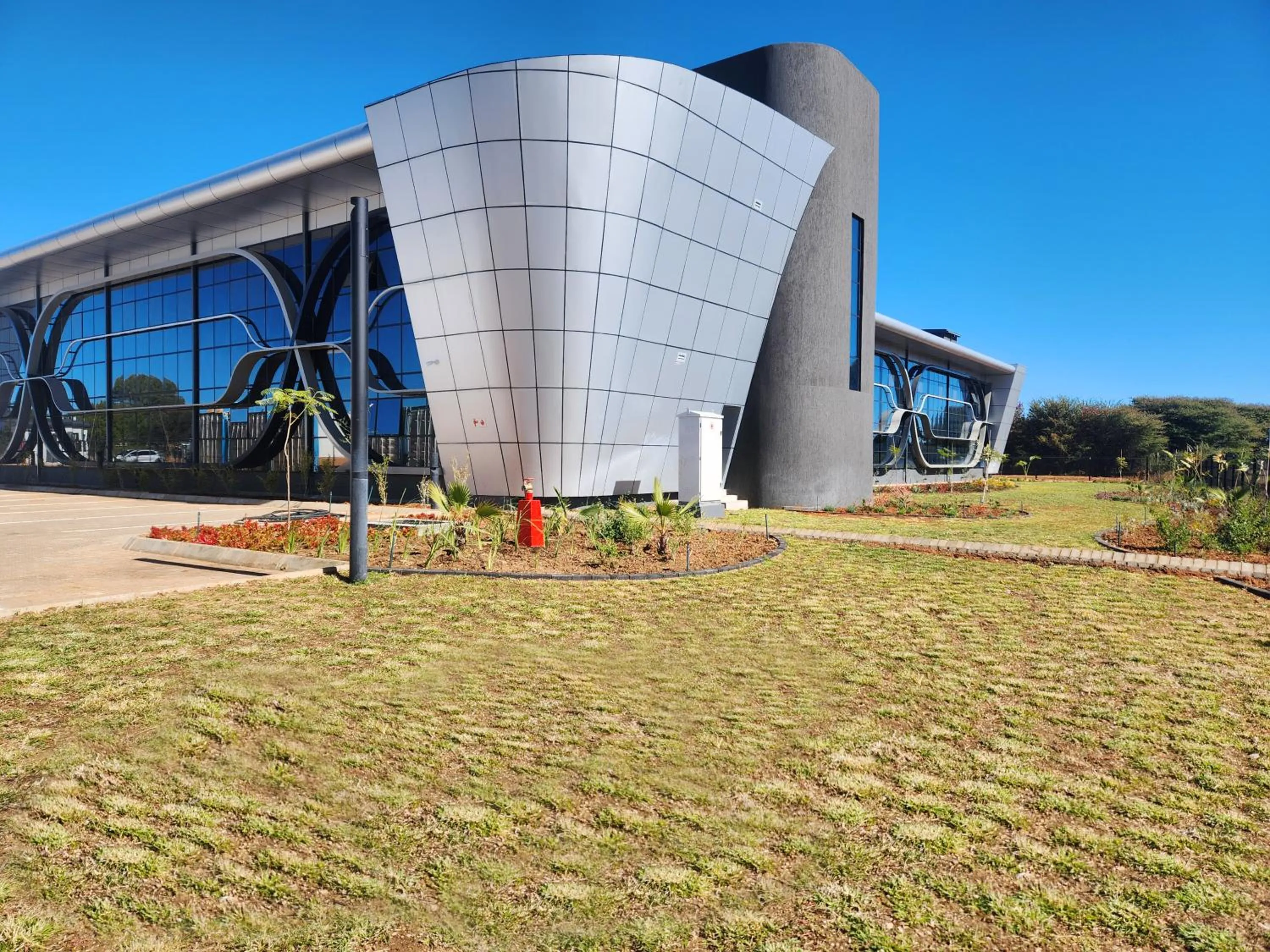 Property building in Cresta Grande Jwaneng