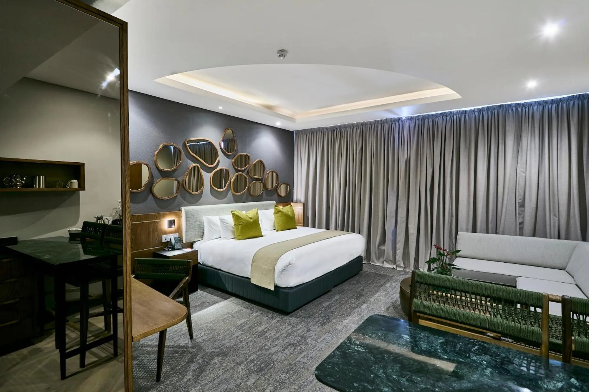 Bedroom, Bed in Cresta Grande Jwaneng