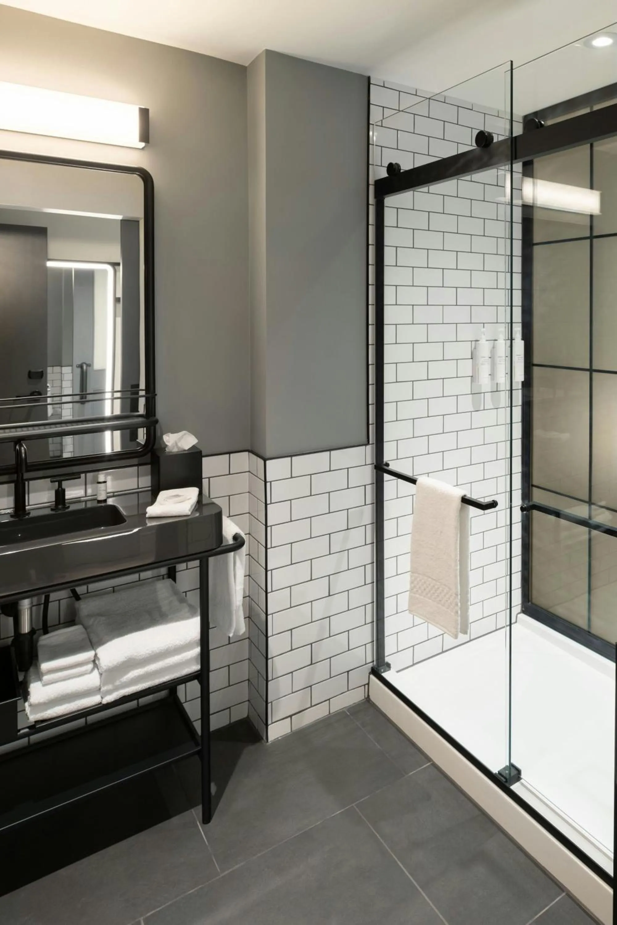 Bathroom in Moxy Cincinnati Downtown