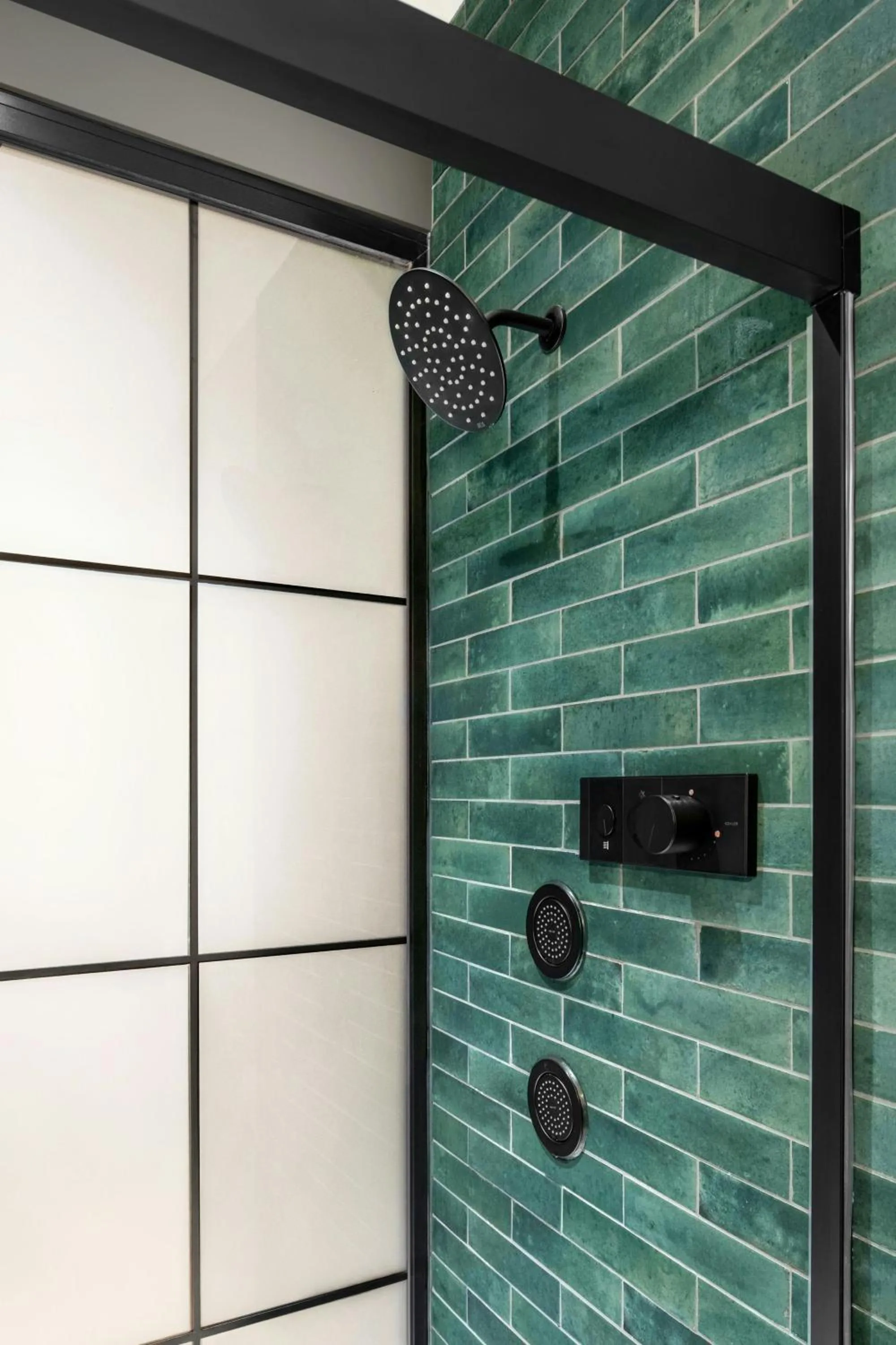 Bathroom in Moxy Cincinnati Downtown