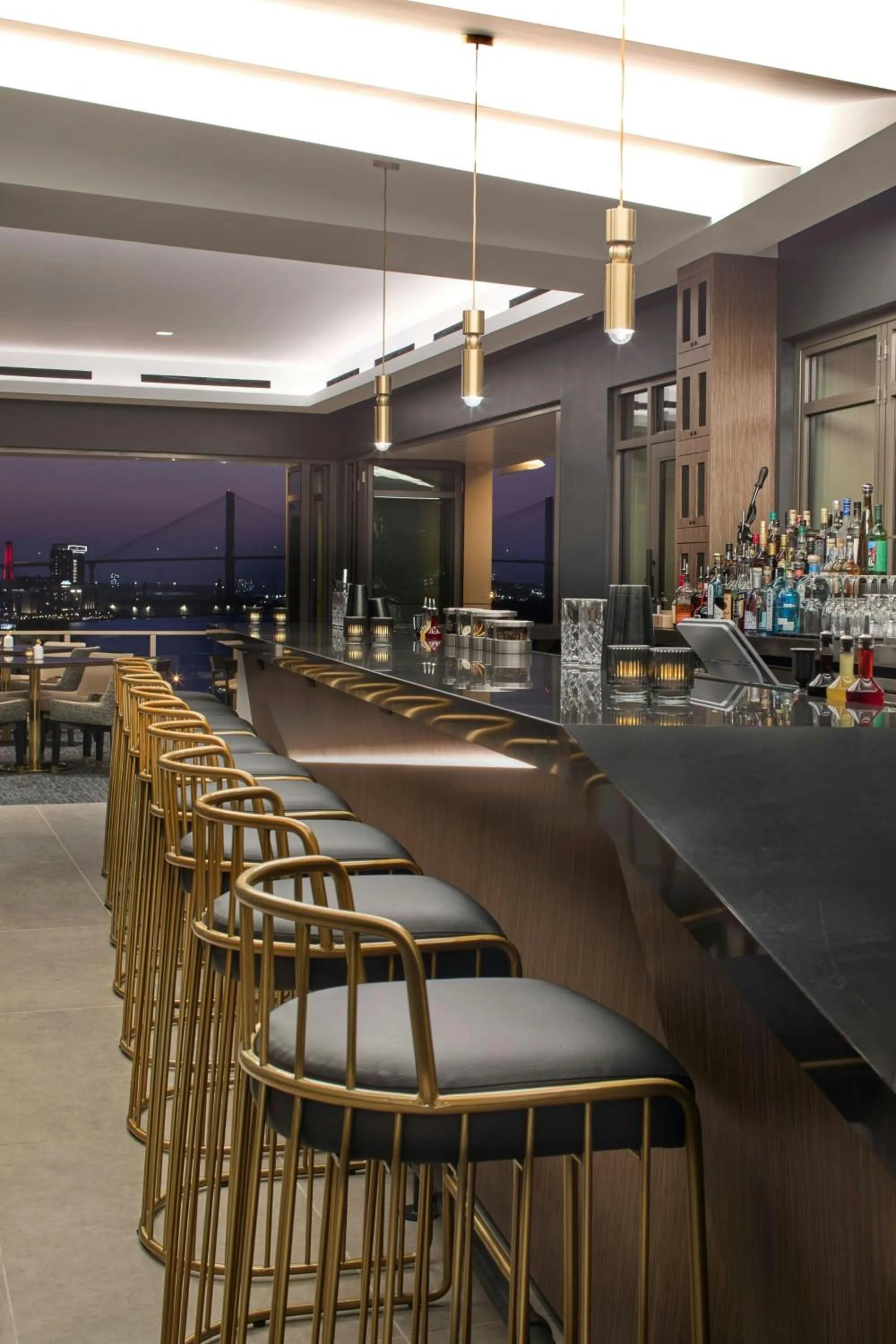 Lounge or bar in AC Hotel Savannah Historic District