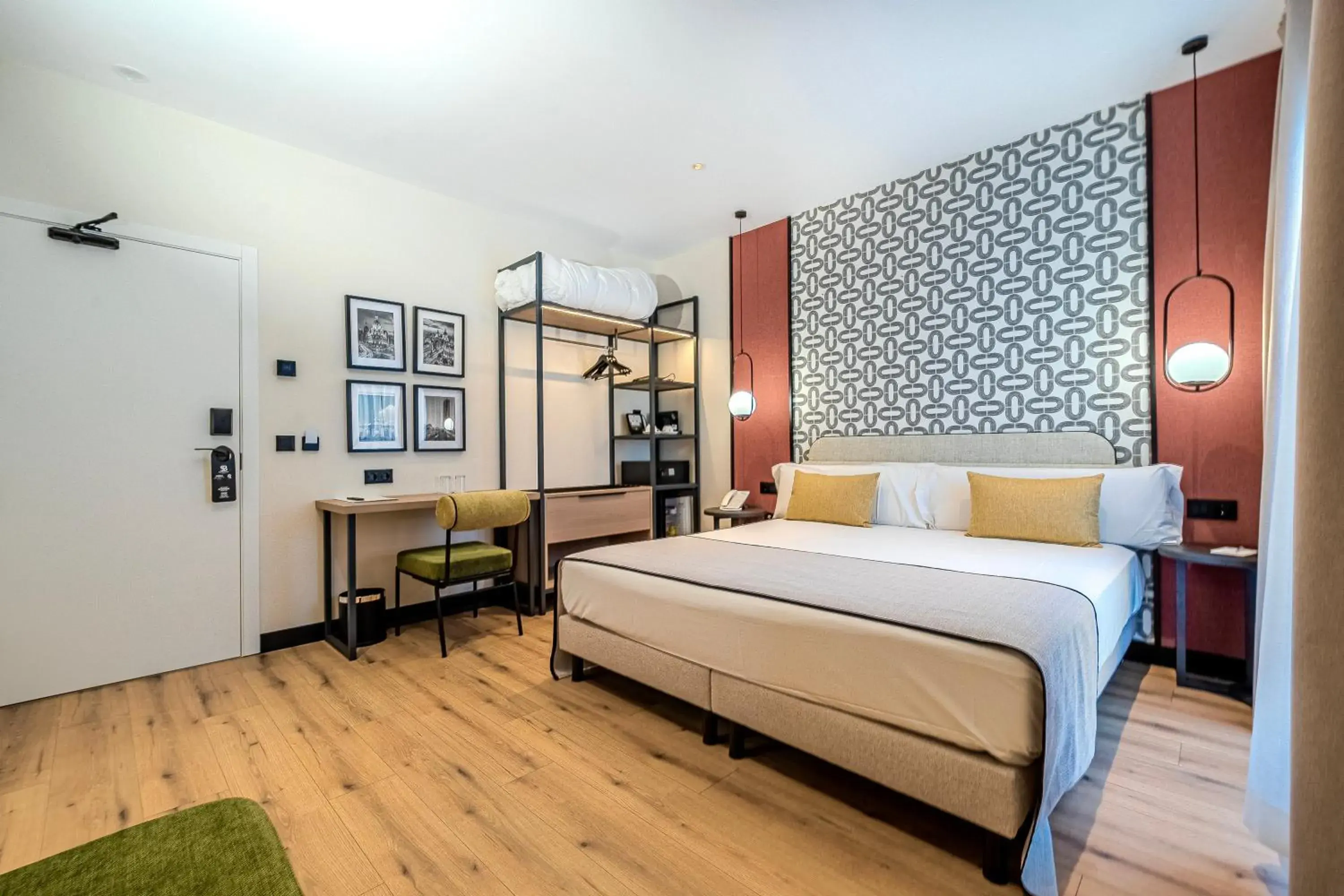 Bedroom, Bed in ITC Madrid by Soho Boutique Bedroom, Bed in ITC Madrid by Soho Boutique