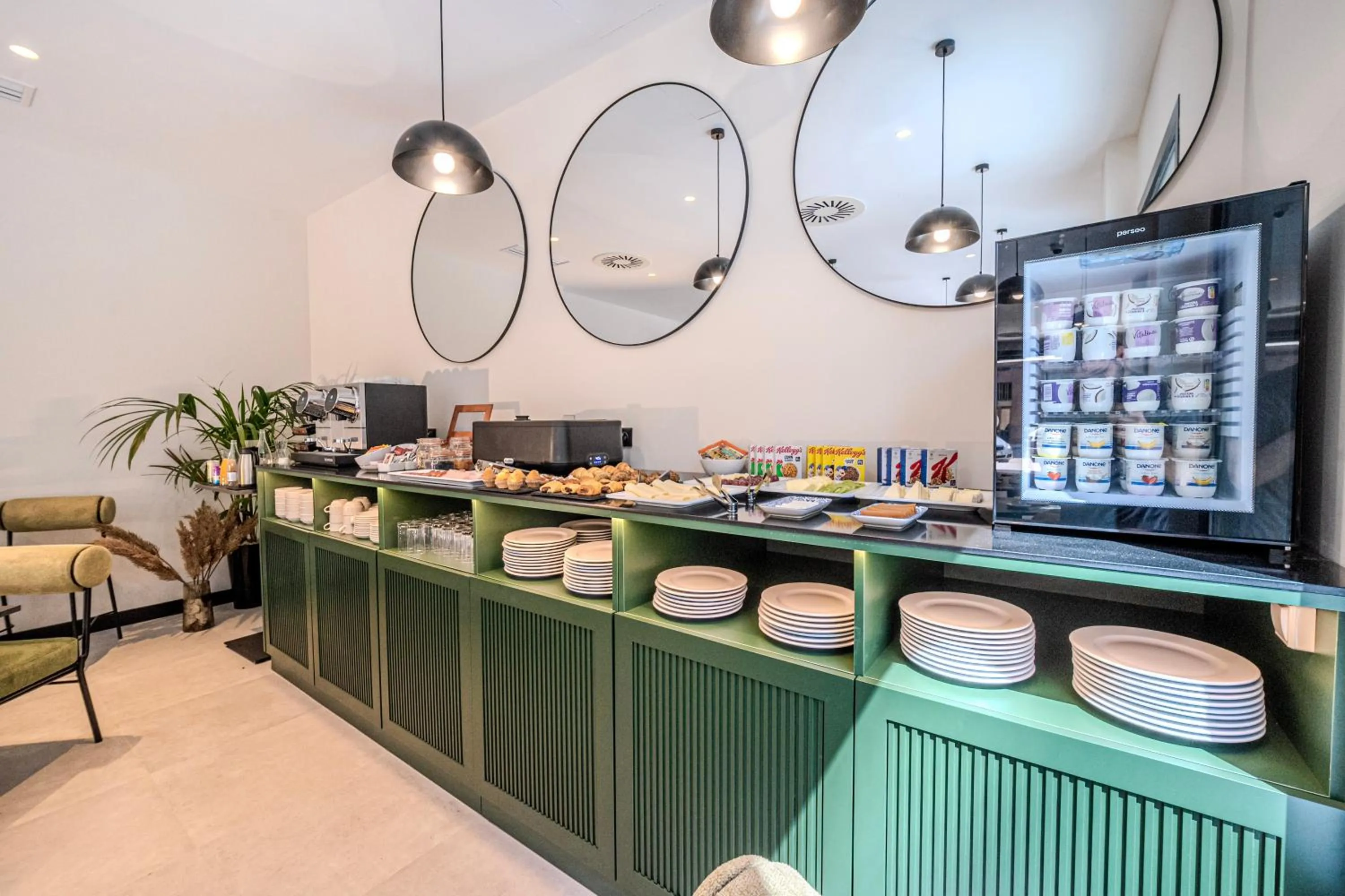 Buffet breakfast in ITC Madrid by Soho Boutique