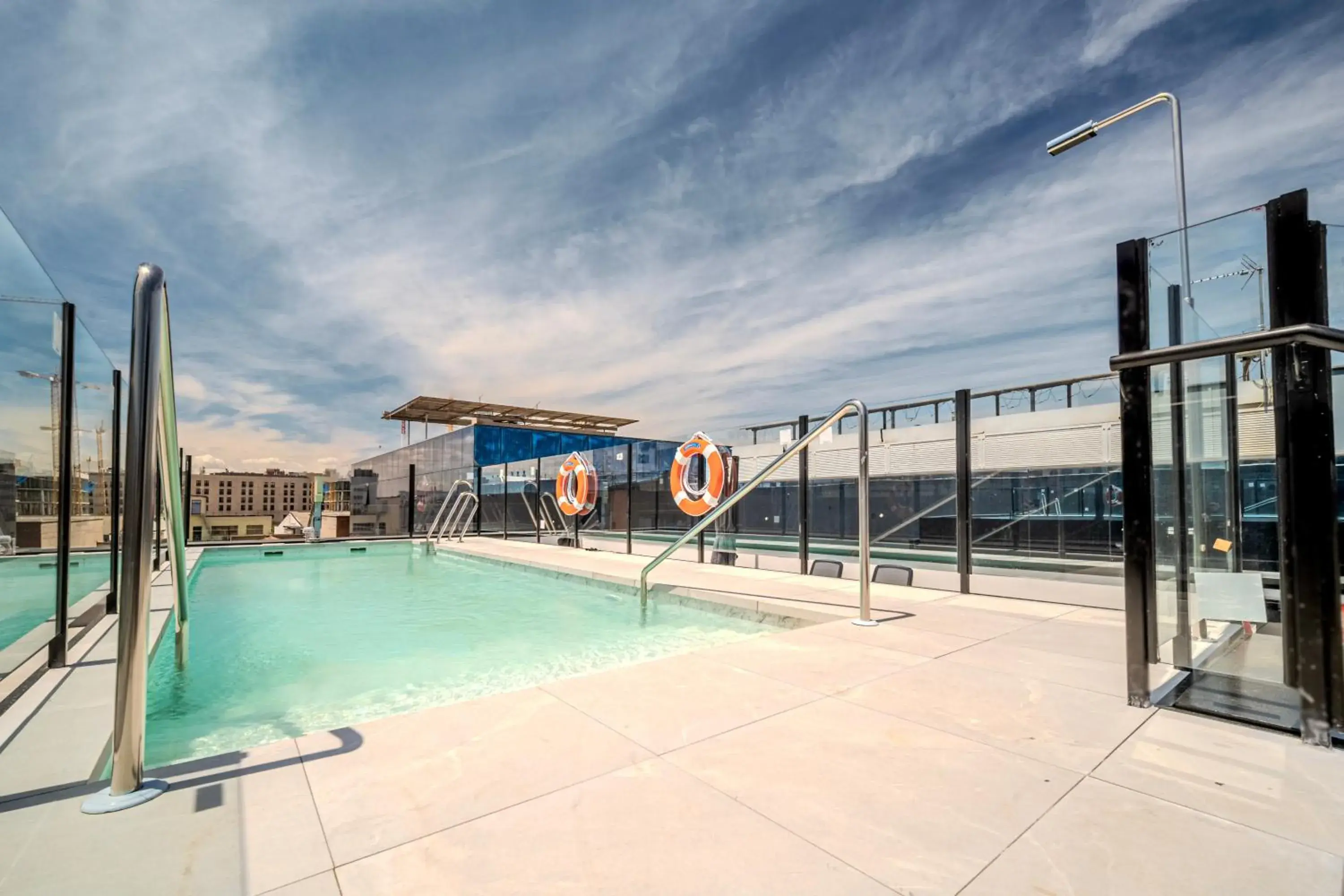 Swimming pool in ITC Madrid by Soho Boutique Swimming pool in ITC Madrid by Soho Boutique