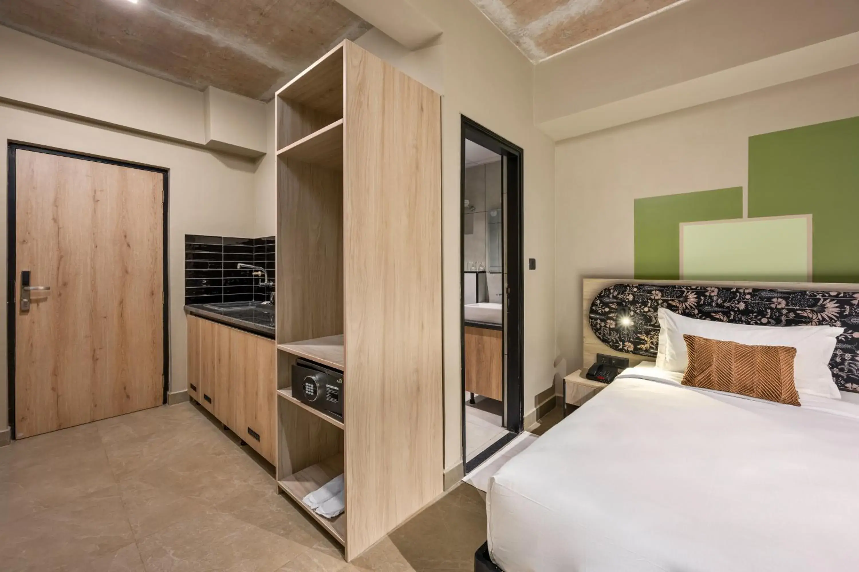 Kitchen or kitchenette, Bed in Grand Continent Koramangala, Bangalore Kitchen or kitchenette, Bed in Grand Continent Koramangala, Bangalore