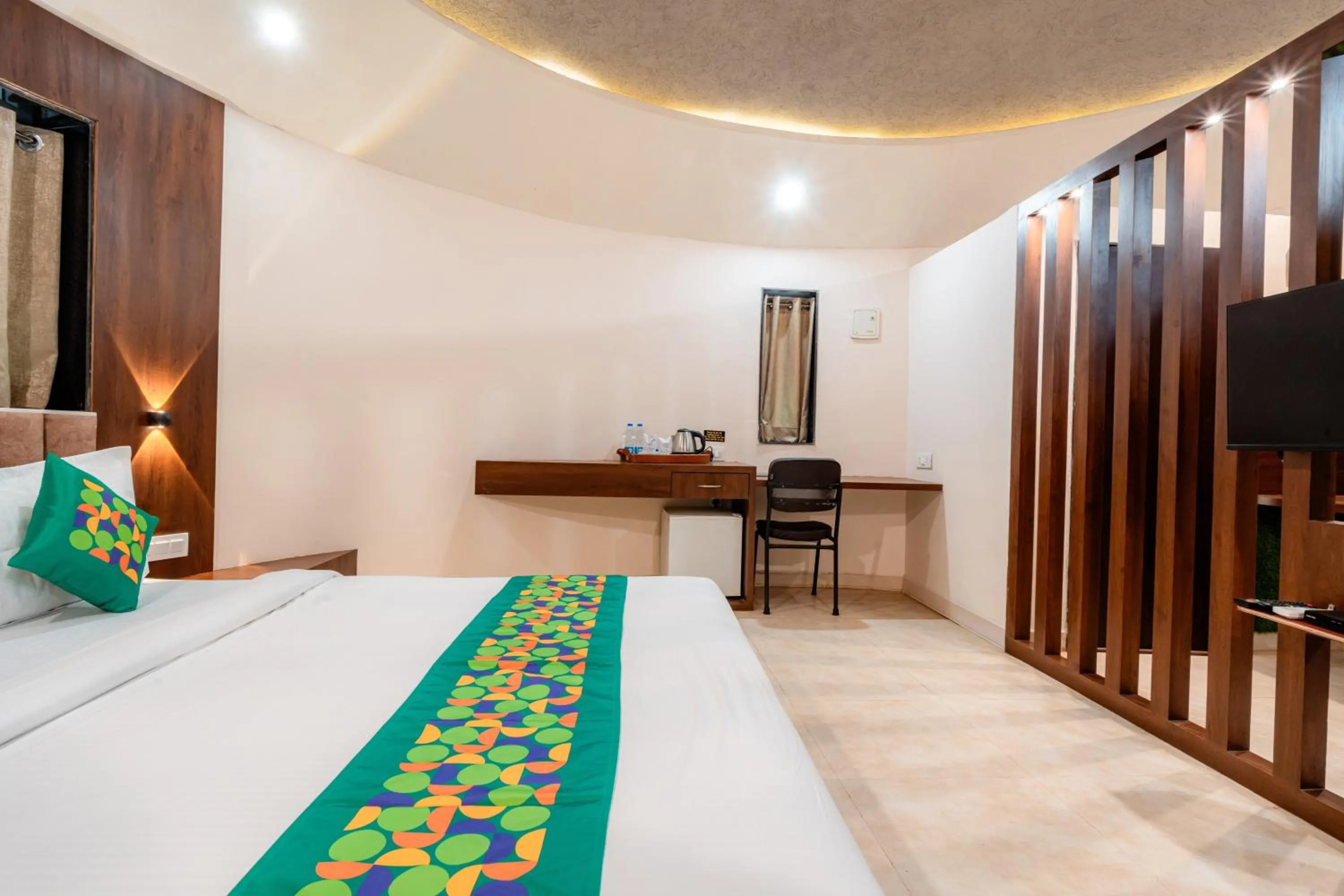 Bedroom, Bed in Treebo Premium Mowgli's Den, Pench