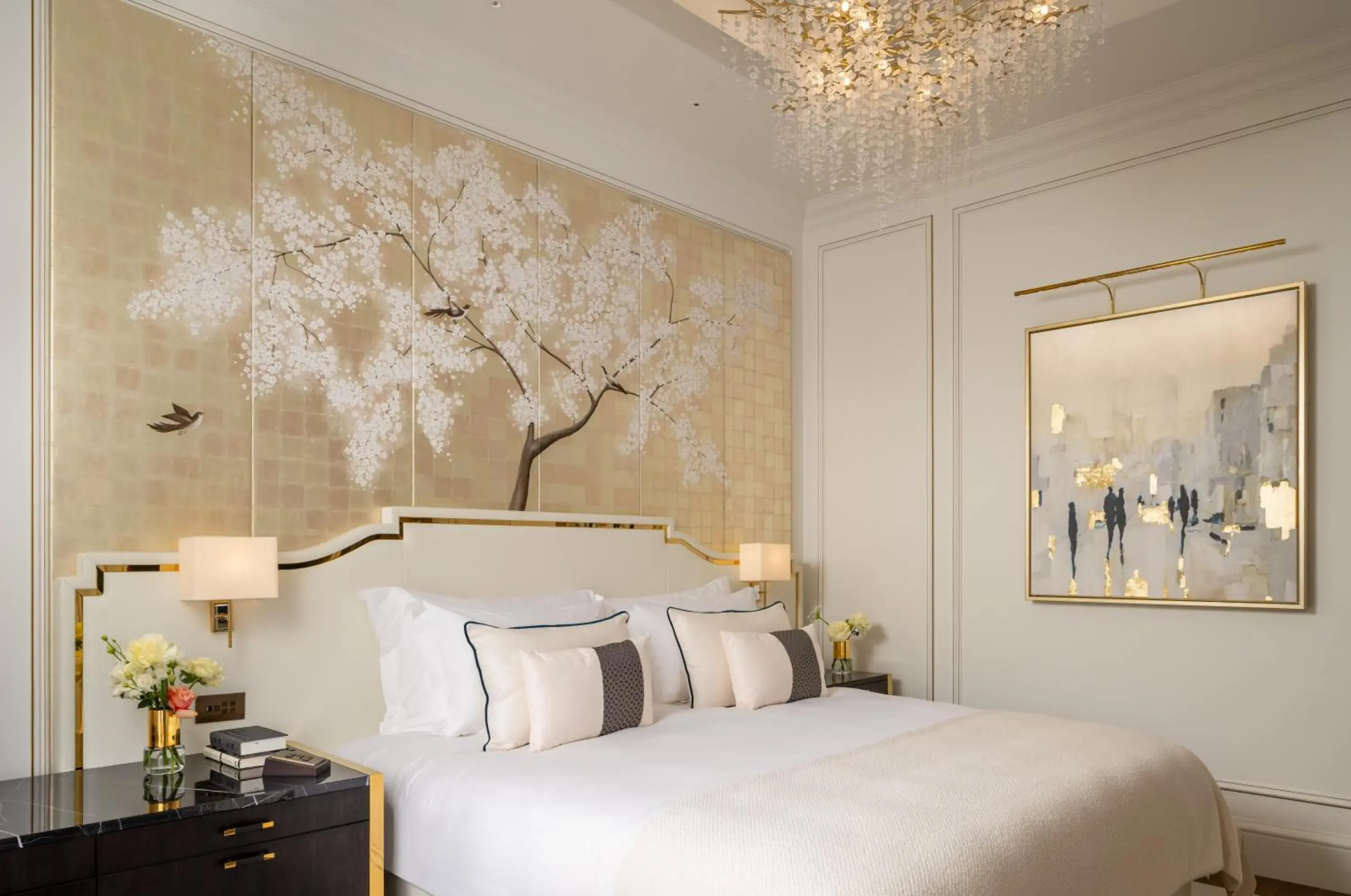 Junior Suite in Corinthia Grand Hotel du Boulevard Bucharest Junior Suite in Corinthia Grand Hotel du Boulevard Bucharest