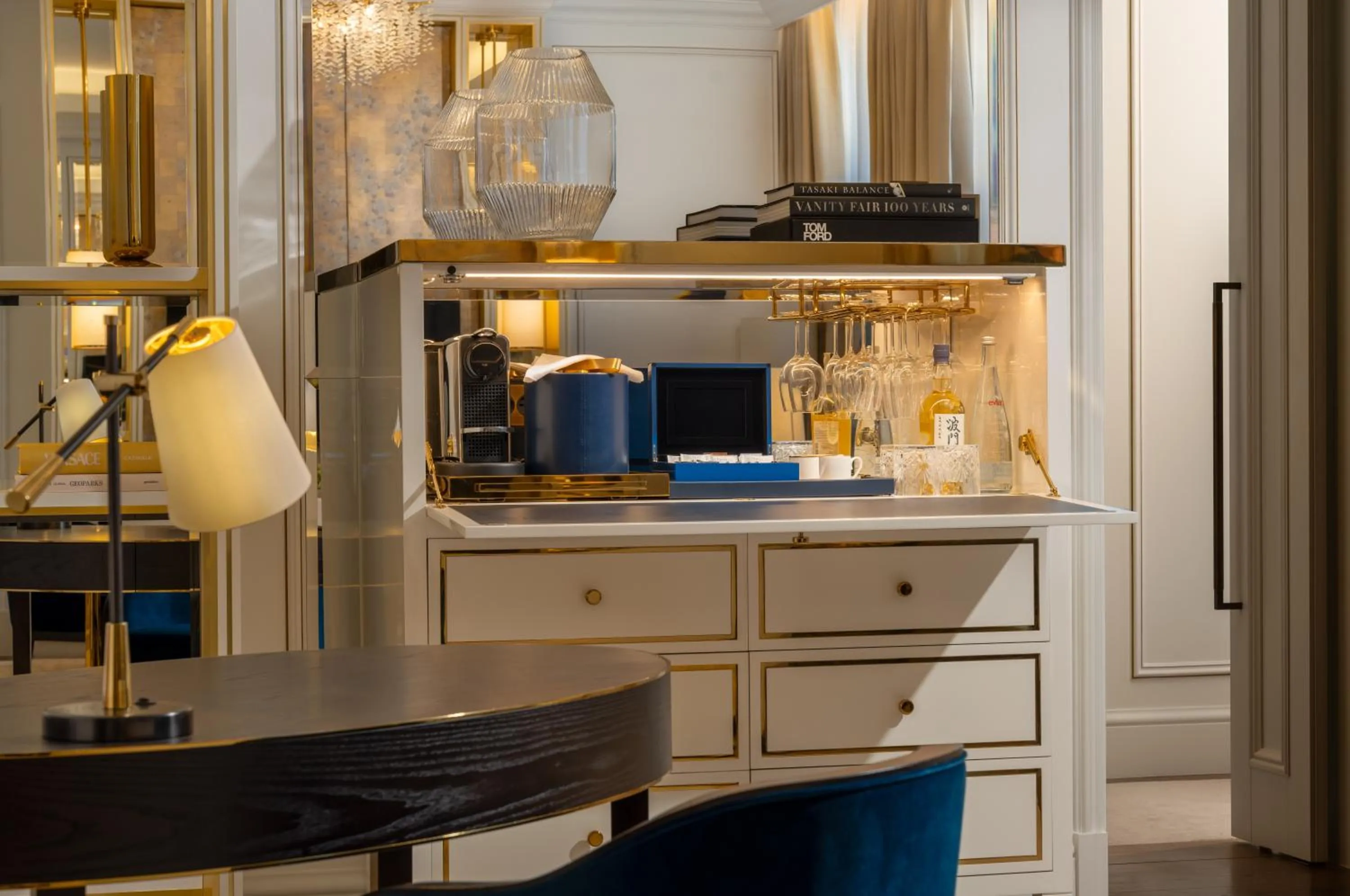 Living room in Corinthia Grand Hotel du Boulevard Bucharest