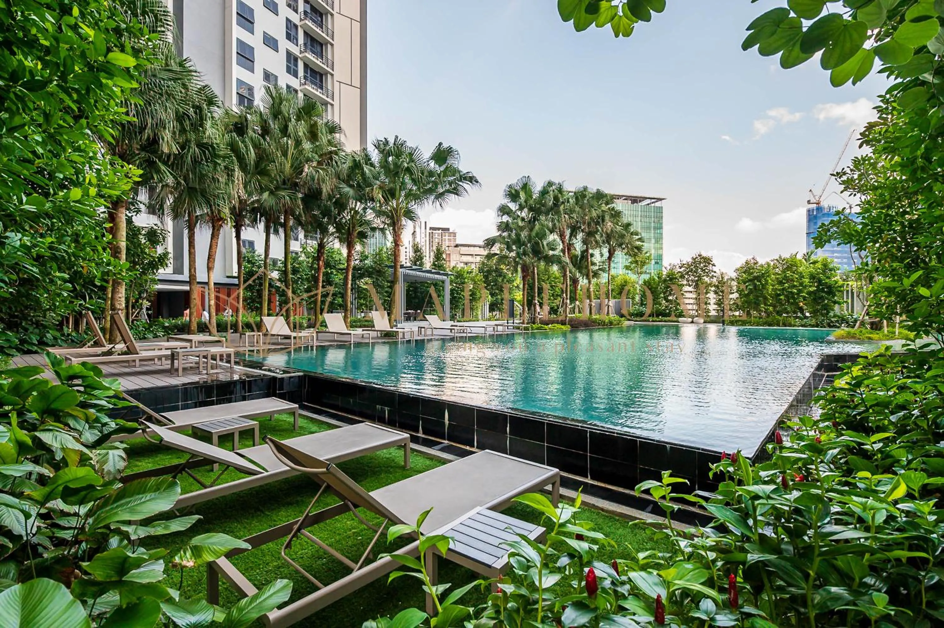 Swimming pool in Agile Premier Suites Kuala Lumpur