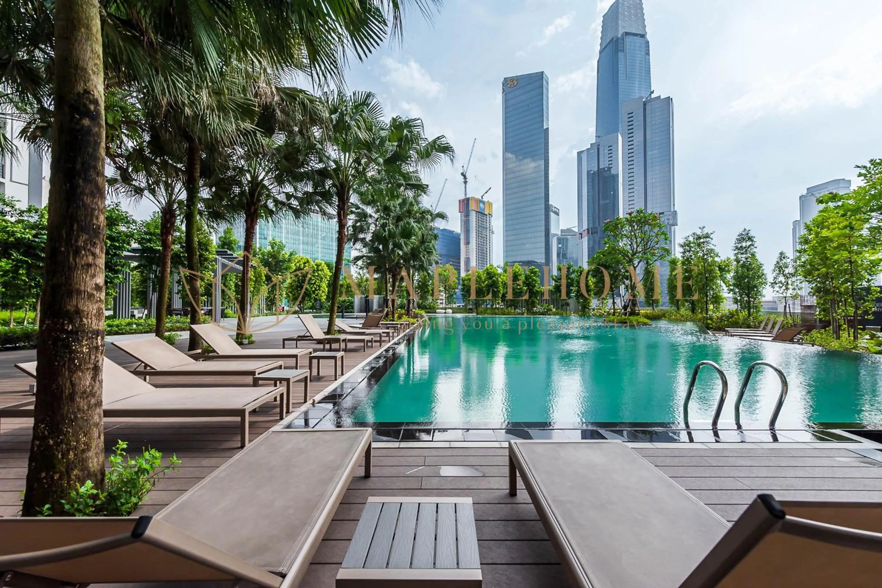 Swimming pool in Agile Premier Suites Kuala Lumpur