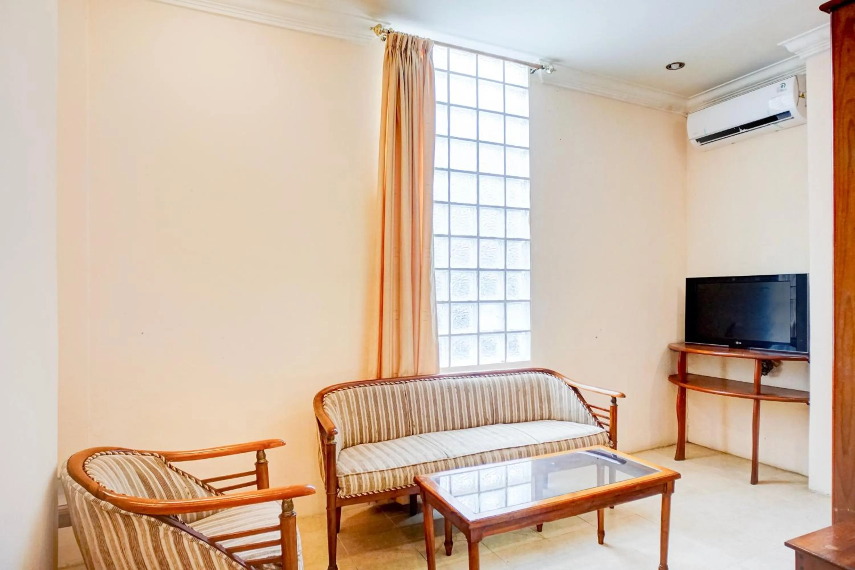 Lobby or reception in Collection O Peunayong Near Masjid Raya Baiturrahman Formerly Siwah Hotel