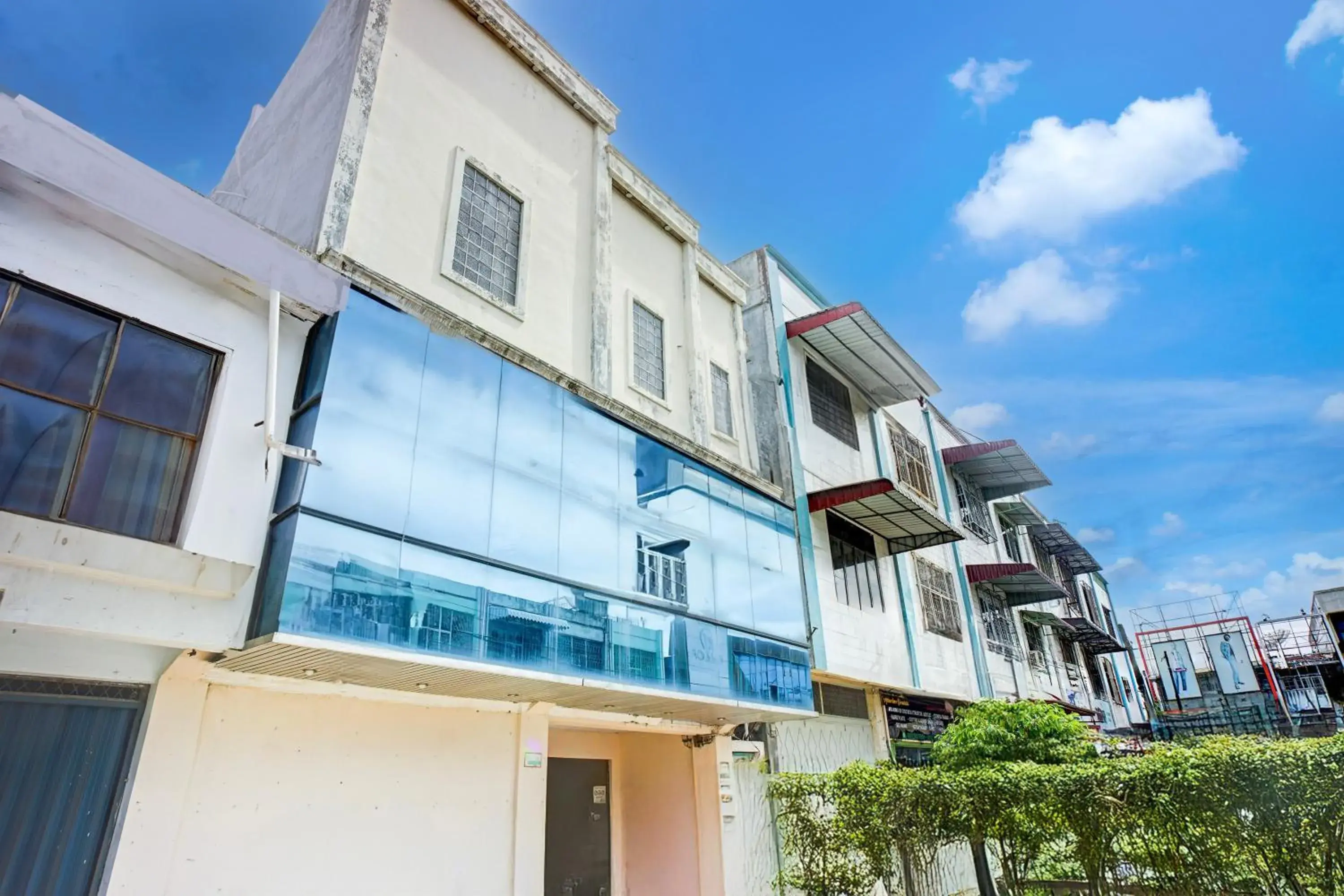 Facade/entrance in Collection O Peunayong Near Masjid Raya Baiturrahman Formerly Siwah Hotel Facade/entrance in Collection O Peunayong Near Masjid Raya Baiturrahman Formerly Siwah Hotel