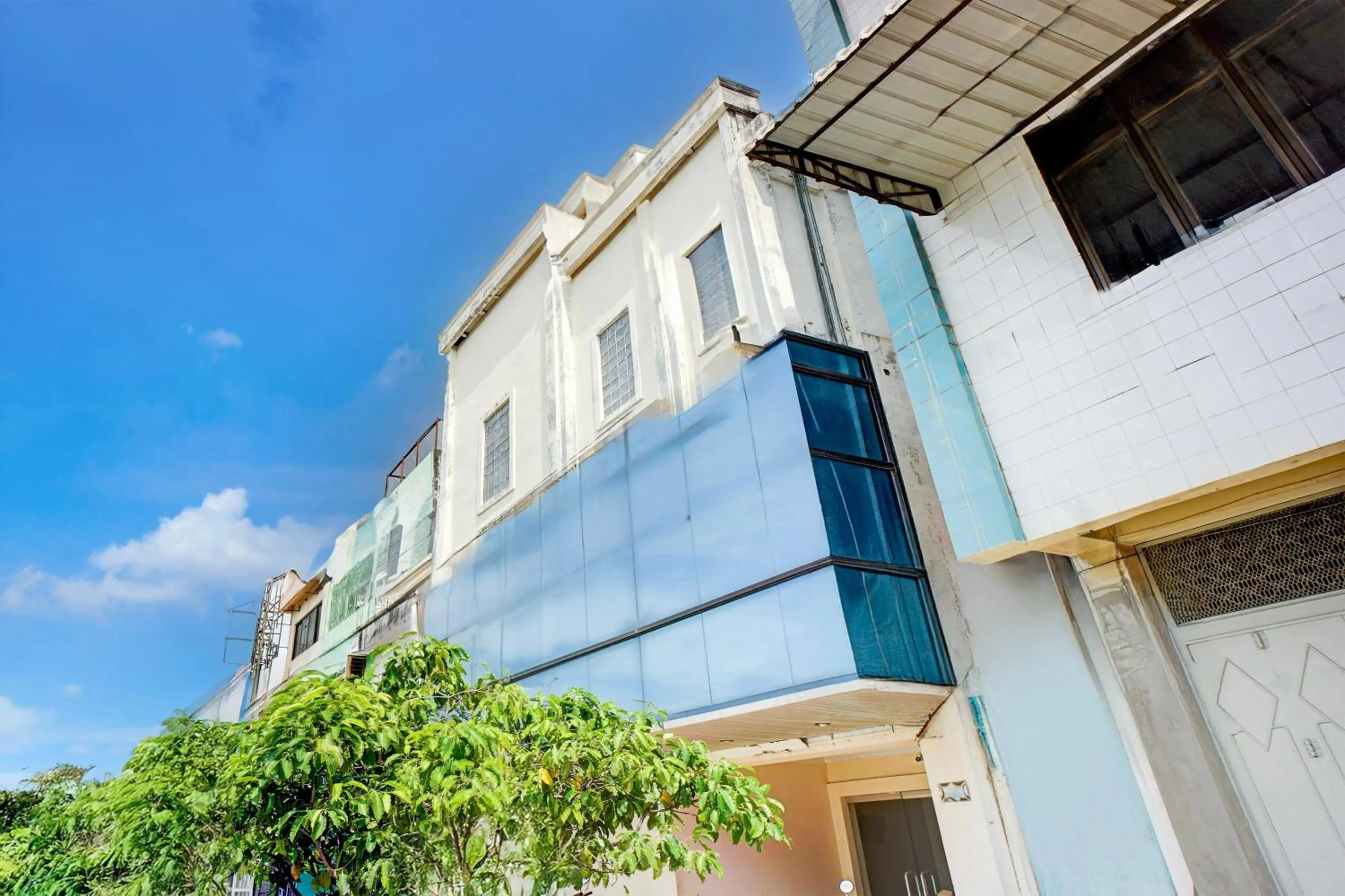 Facade/entrance in Collection O Peunayong Near Masjid Raya Baiturrahman Formerly Siwah Hotel