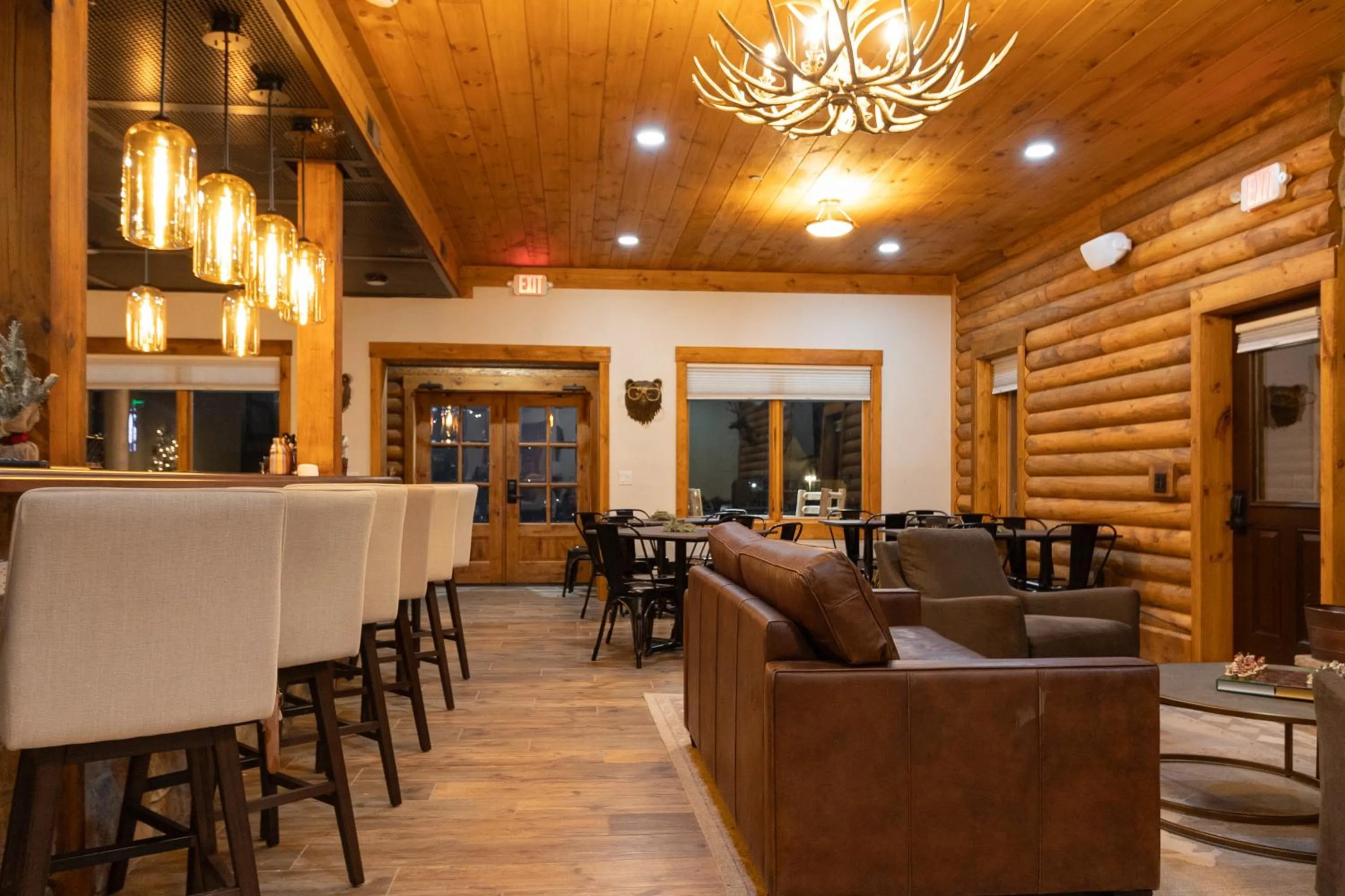 Restaurant/places to eat in The Timber at Holly Branch
