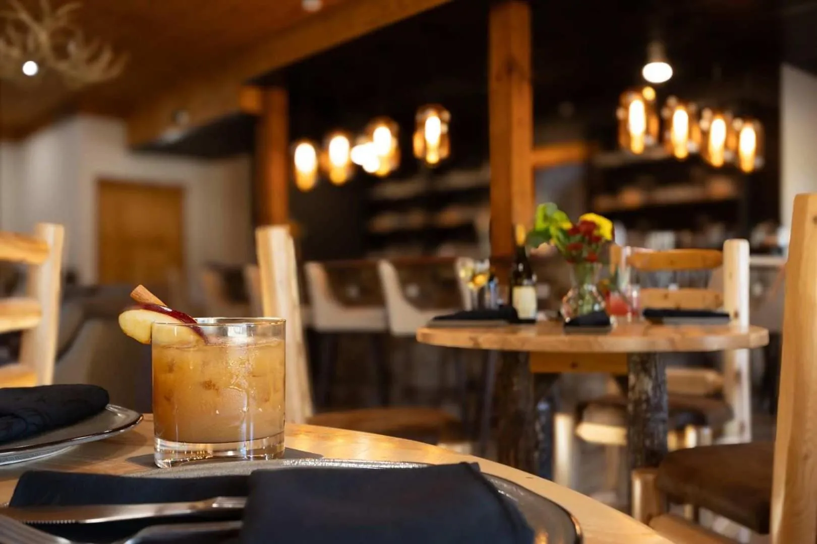 Drinks in The Timber at Holly Branch