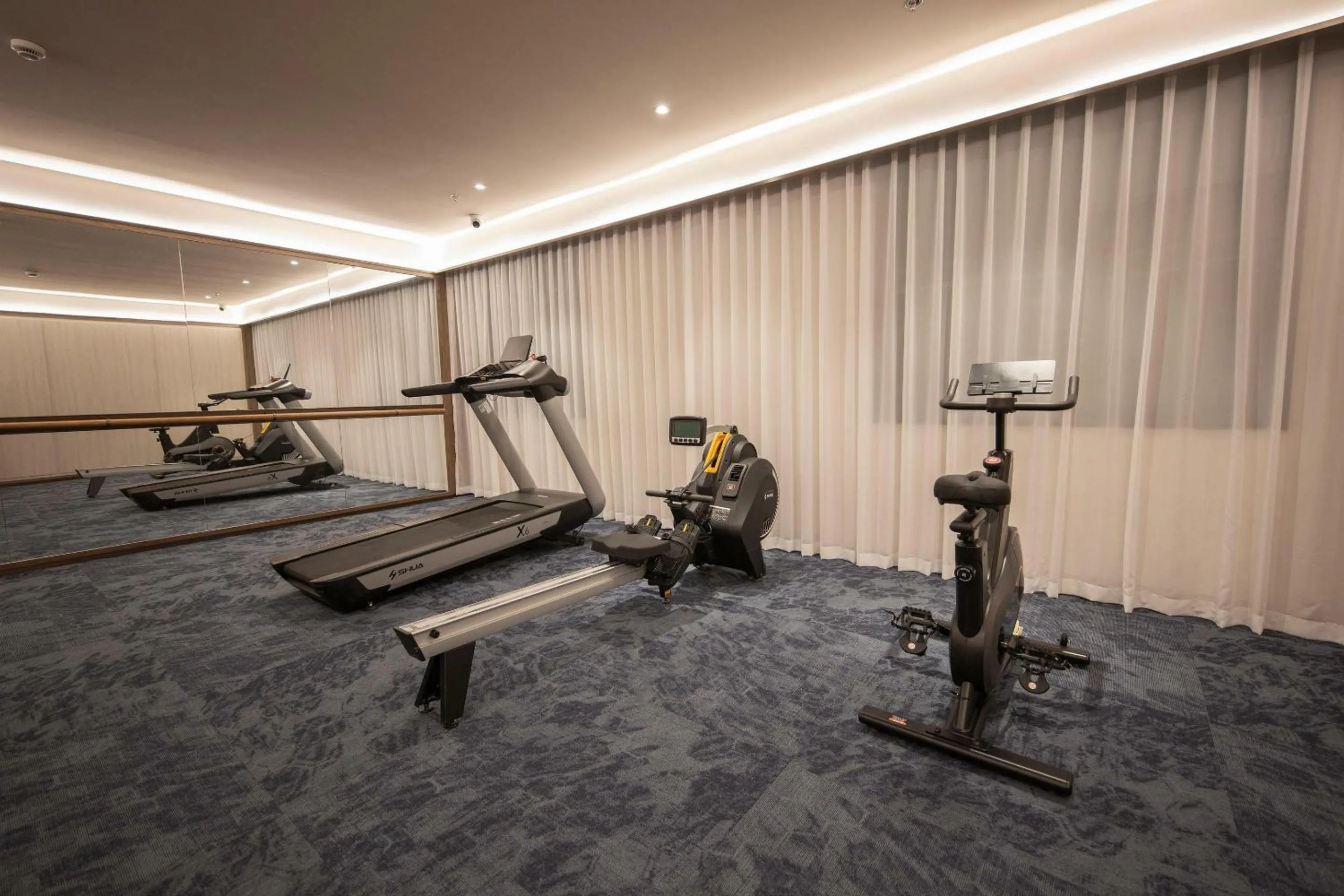 Fitness centre/facilities in Crystal Hotel Shanghai Lujiazui Oriental Pearl Tower