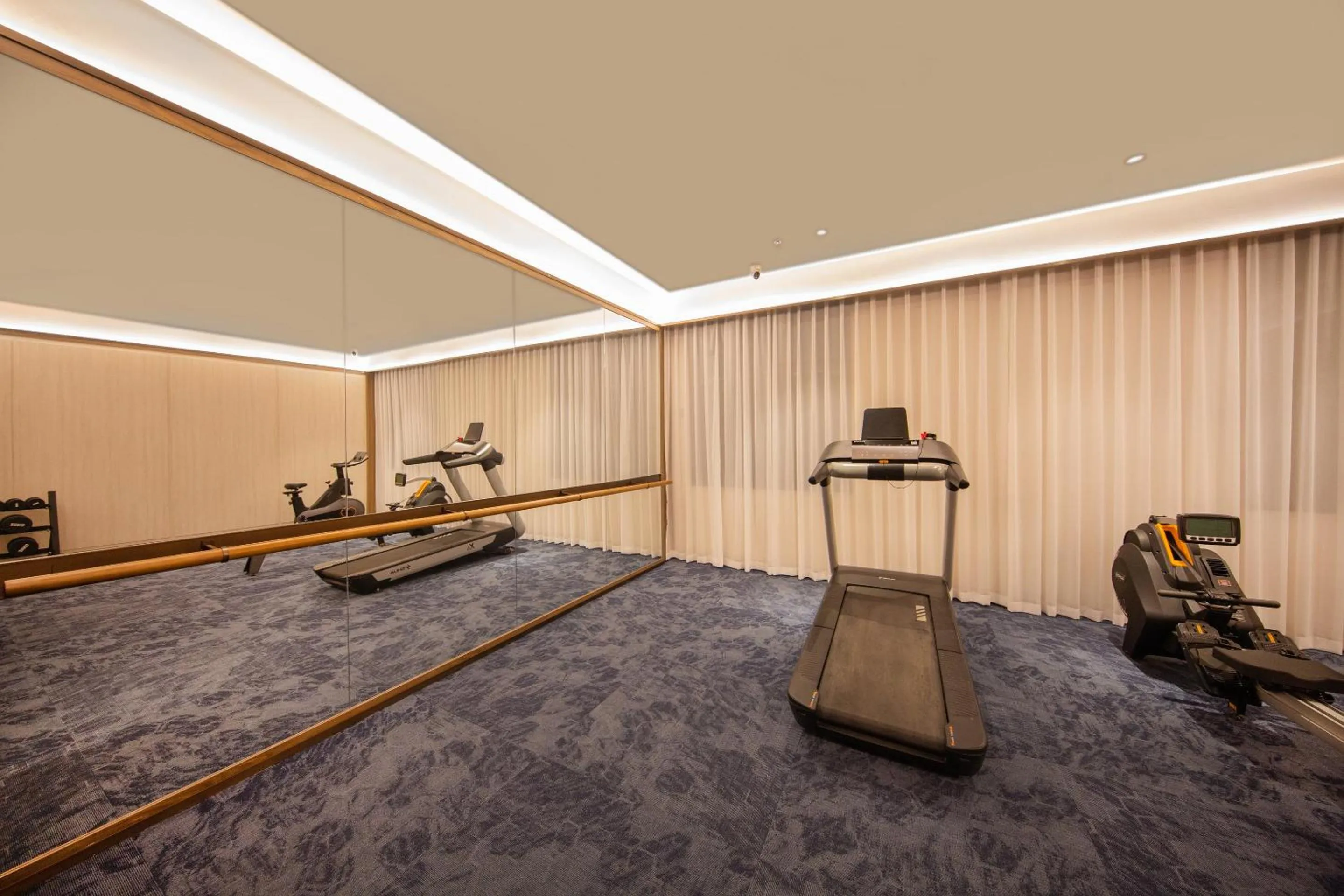 Fitness centre/facilities in Crystal Hotel Shanghai Lujiazui Oriental Pearl Tower