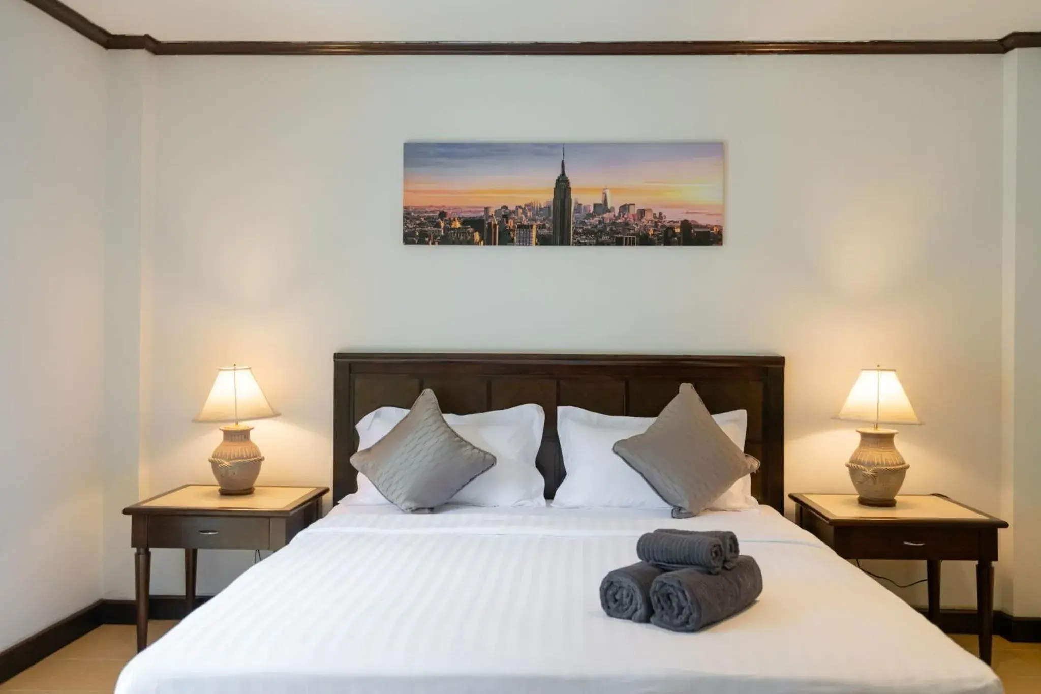 One-Bedroom Apartment in Tri's Miracle Apartment Kata One-Bedroom Apartment in Tri's Miracle Apartment Kata