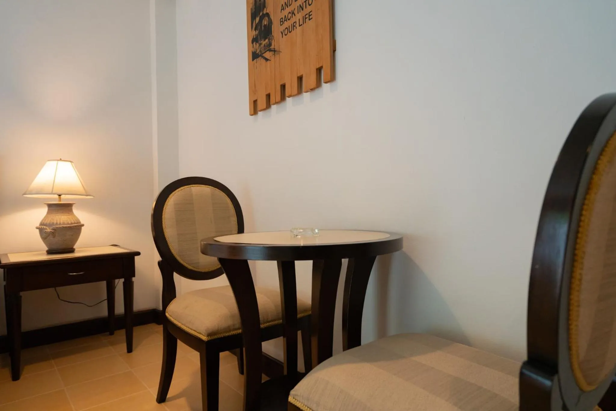 Seating area in Tri's Miracle Apartment Kata