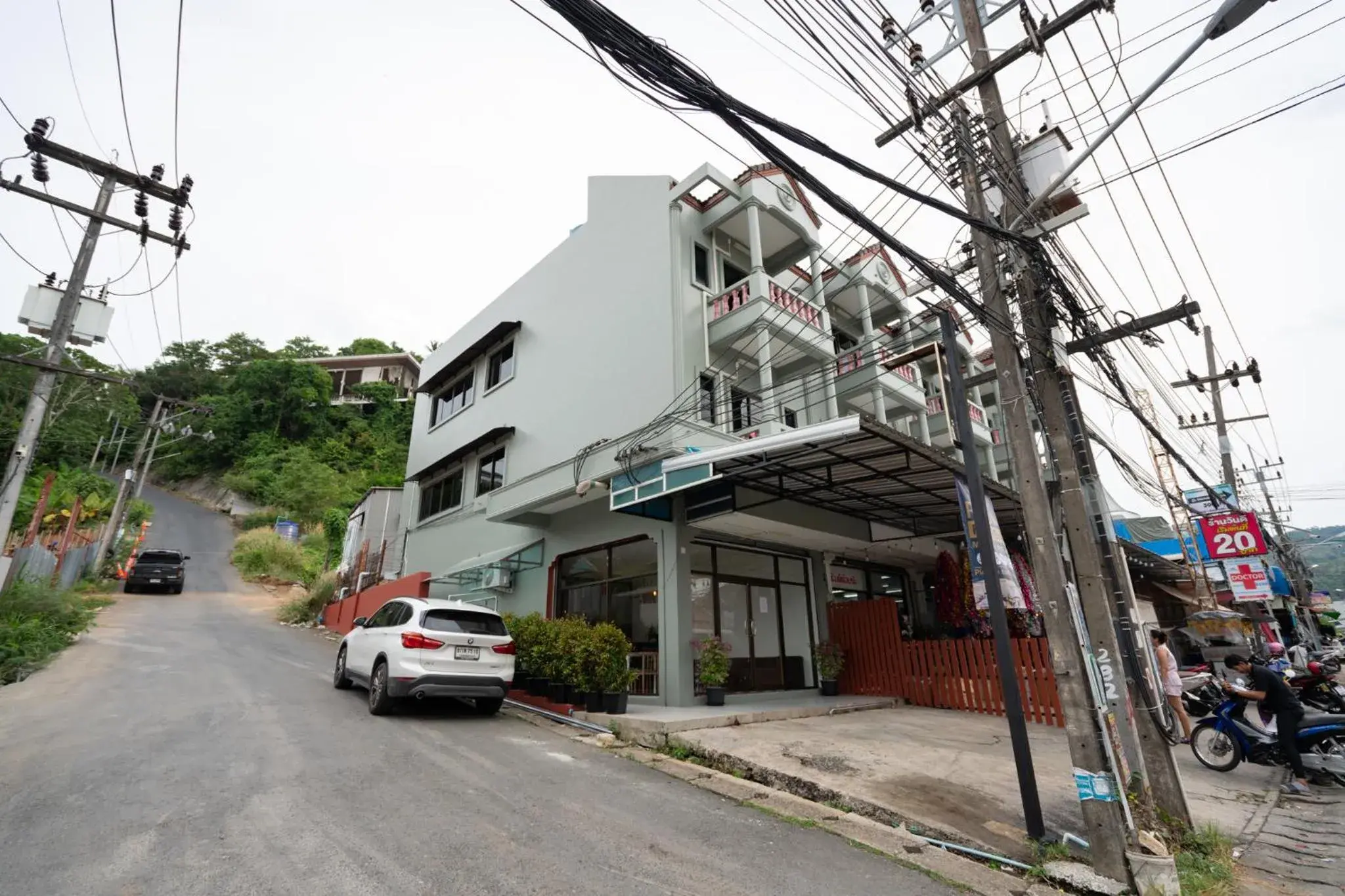 Tri's Miracle Apartment Kata Tri's Miracle Apartment Kata