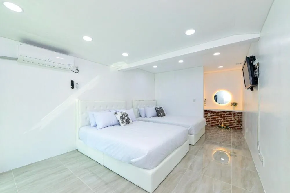 Bed in Sellin Onsu Swimming Pool Pension