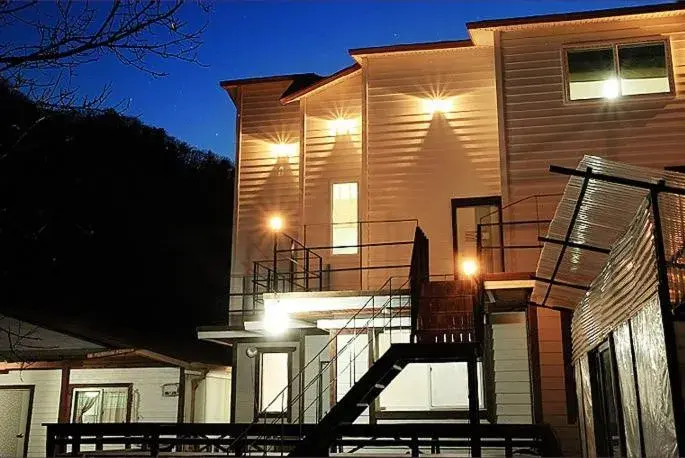 Gapyeong dacuhouse pension Gapyeong dacuhouse pension