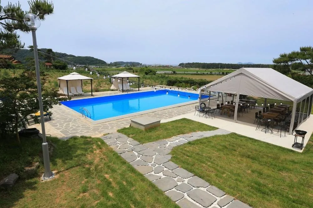 Buan Ravich pet Friendly Pension