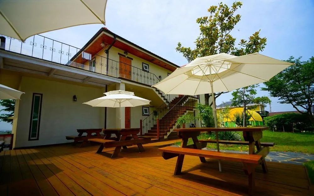 Buan Ravich pet Friendly Pension