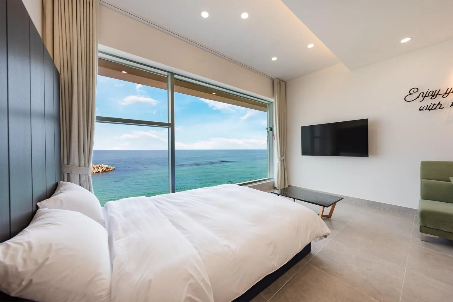 Bed in Sokcho 828 Spa Pension