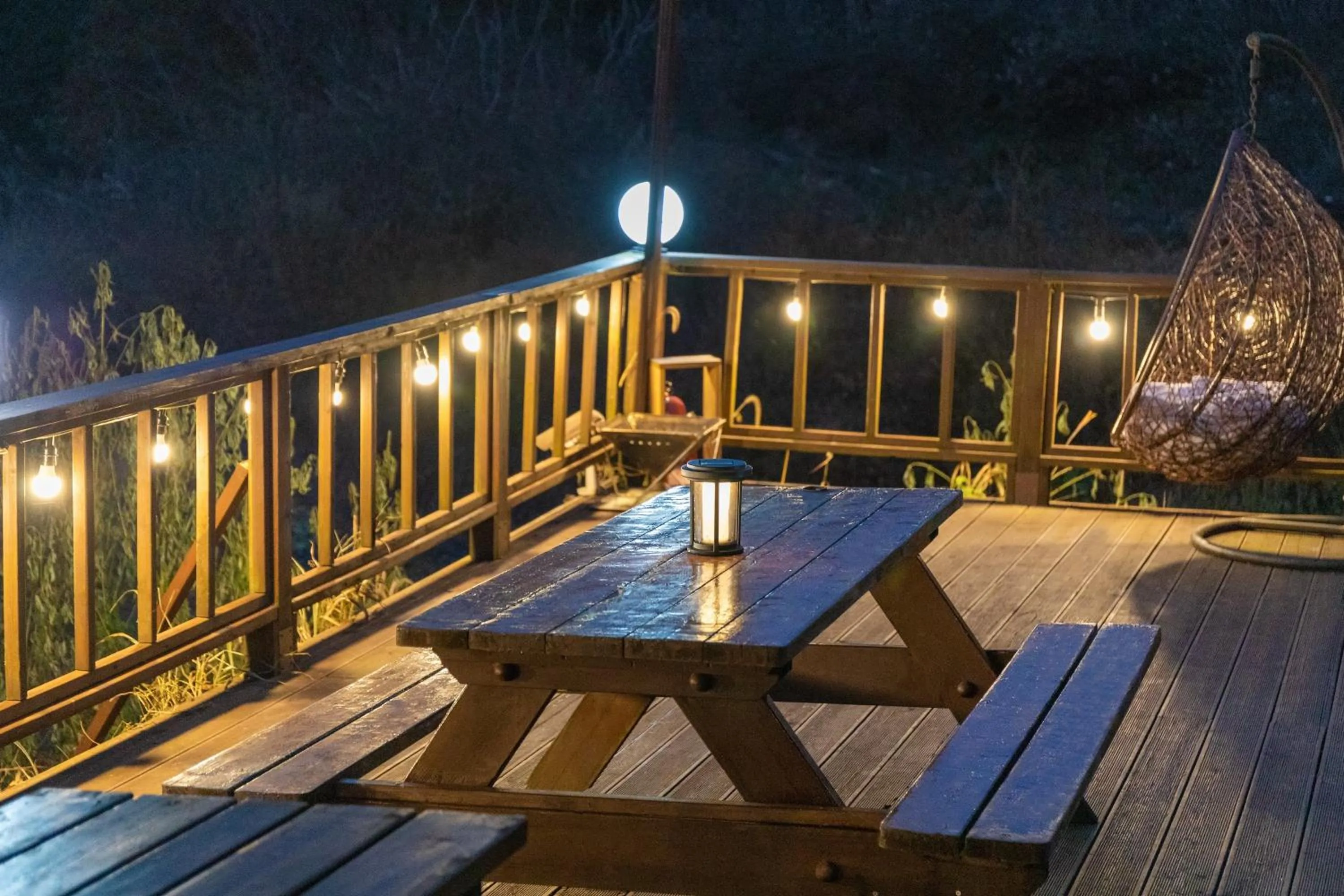 Jade Byeolbit Caravan