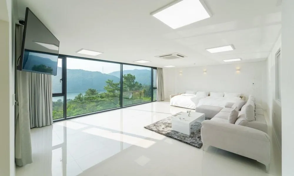 Bed in Yangpyeong River Legend