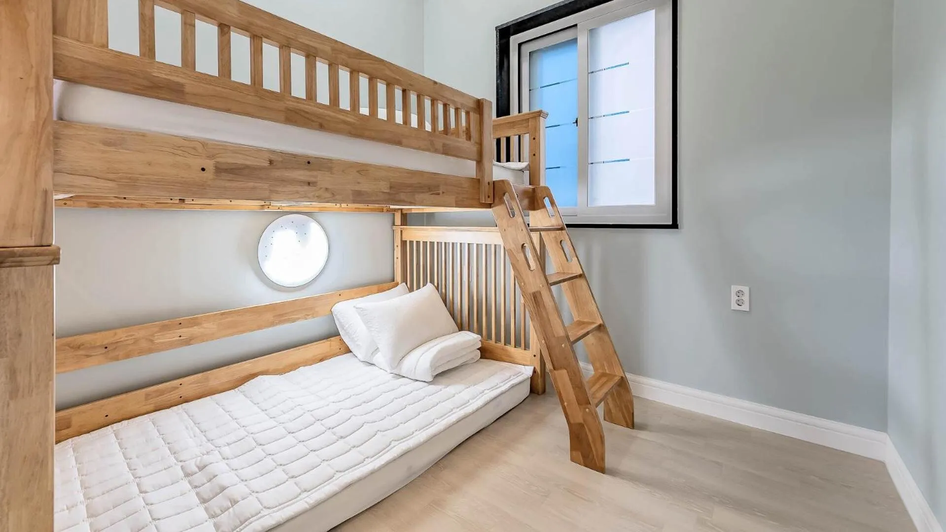 Bed in Gyeonju Coo n eye kids poolvilla