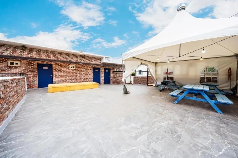 Ganghwa Bridge House