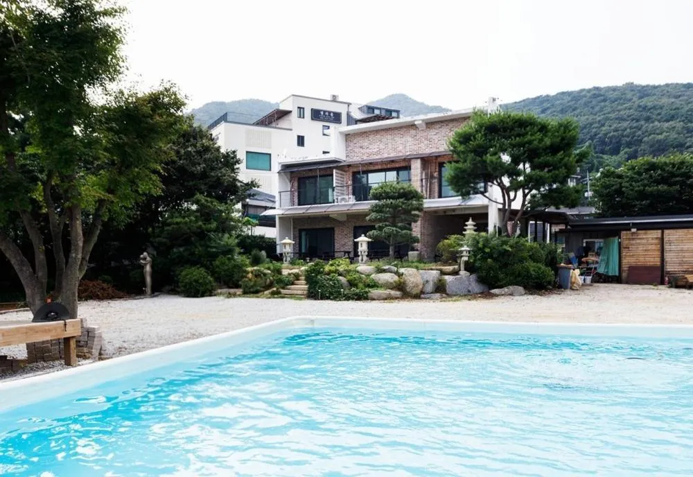 Ganghwa Bridge House