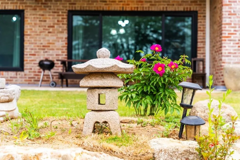 Ganghwa Bridge House