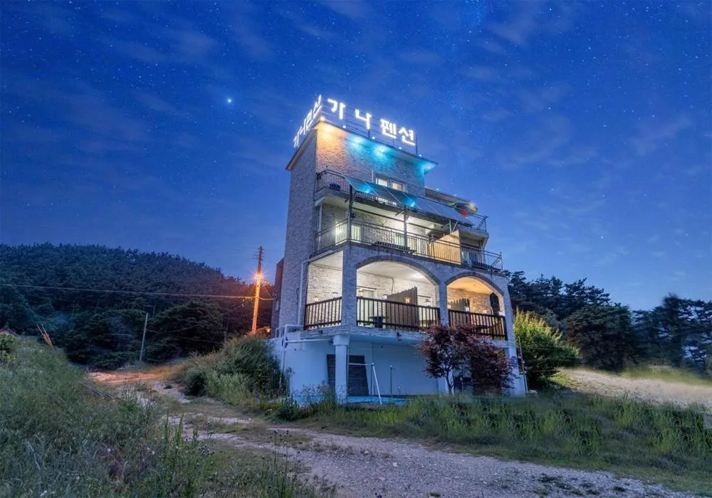 Taean Gana Pension Pet friendly