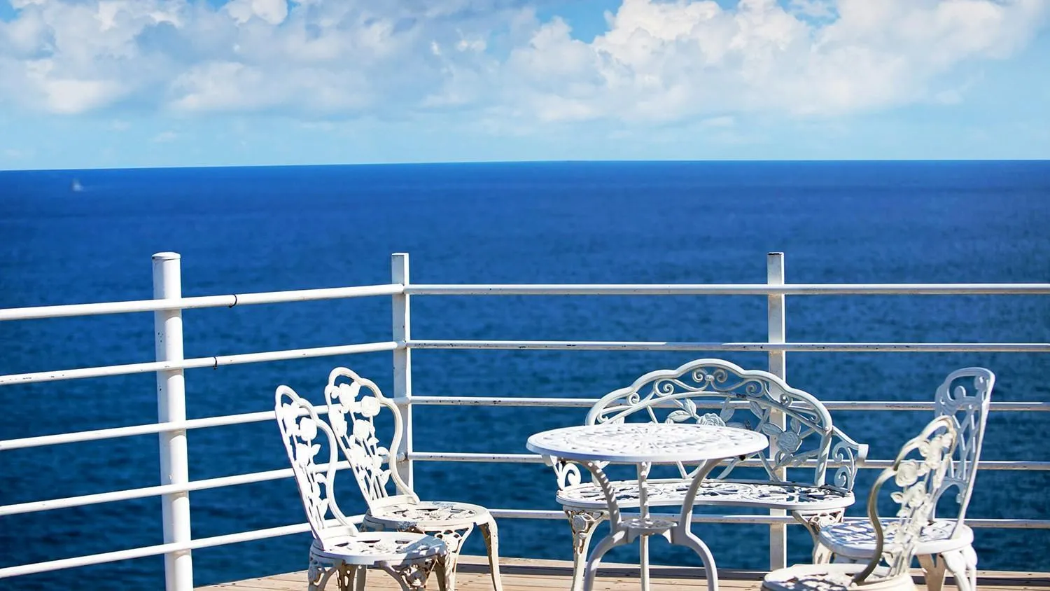 Samcheok white romantic pension