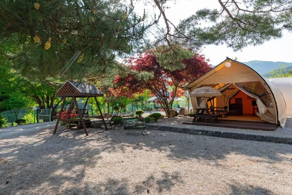 Inje Naerincheon Glamping