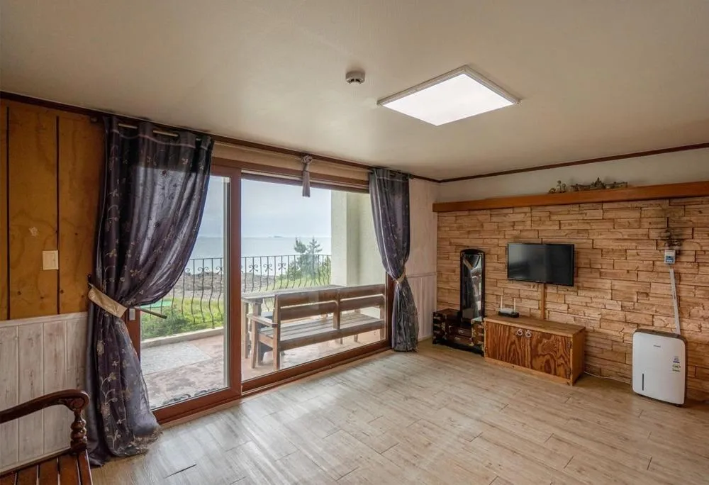 Taean Santorini Pension