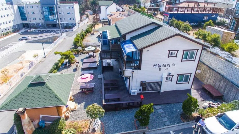 Geoje Sky Terrace Pension