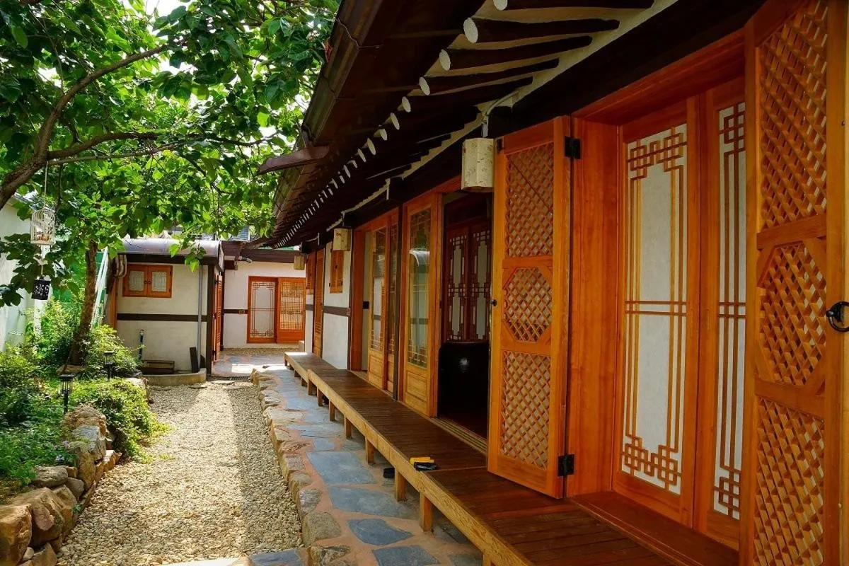 Property building in Jeonju Hongsi Hanok Guesthouse