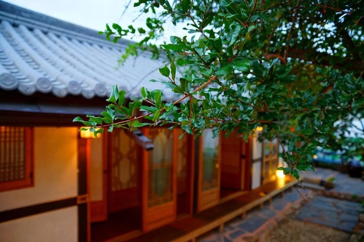 Jeonju Hongsi Hanok Guesthouse