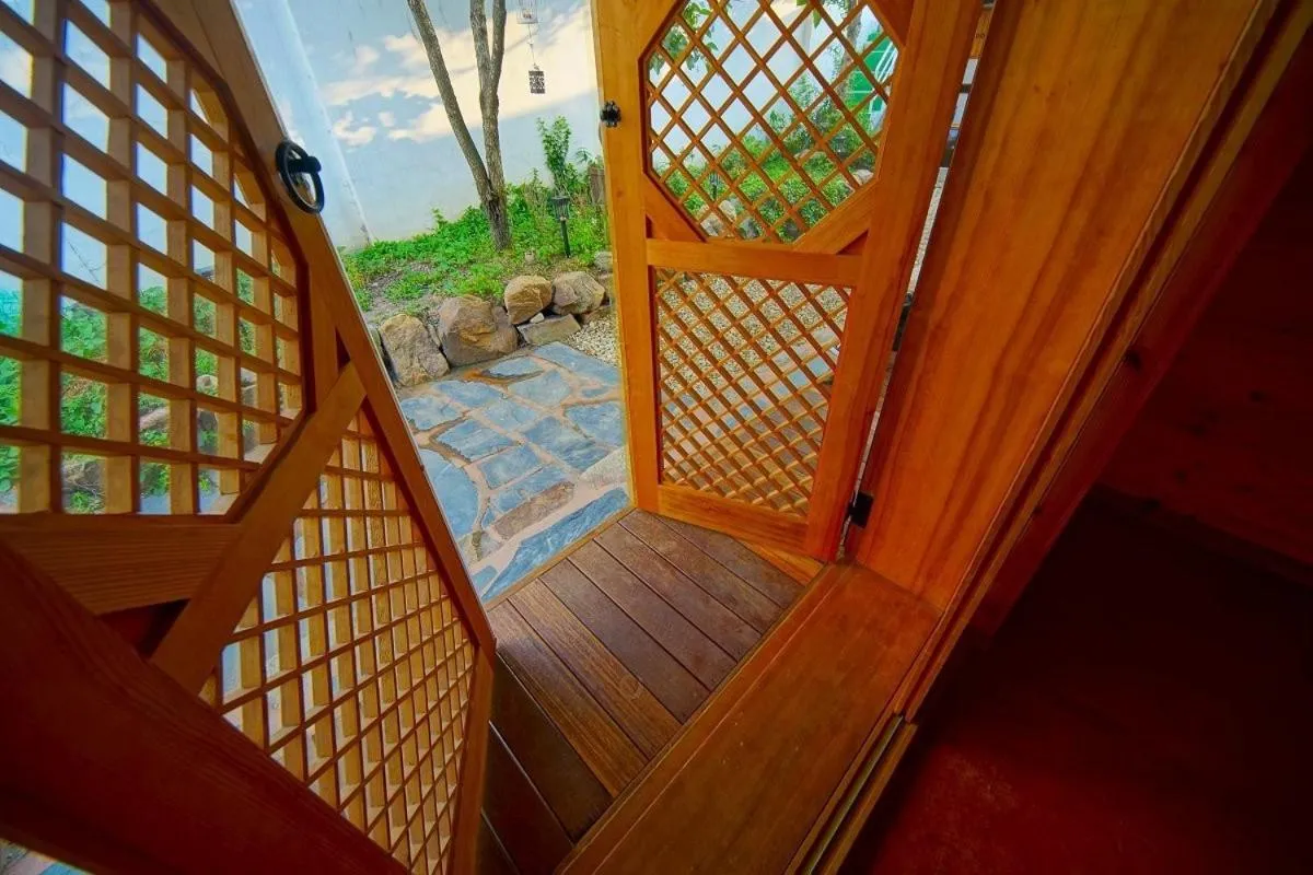 Jeonju Hongsi Hanok Guesthouse