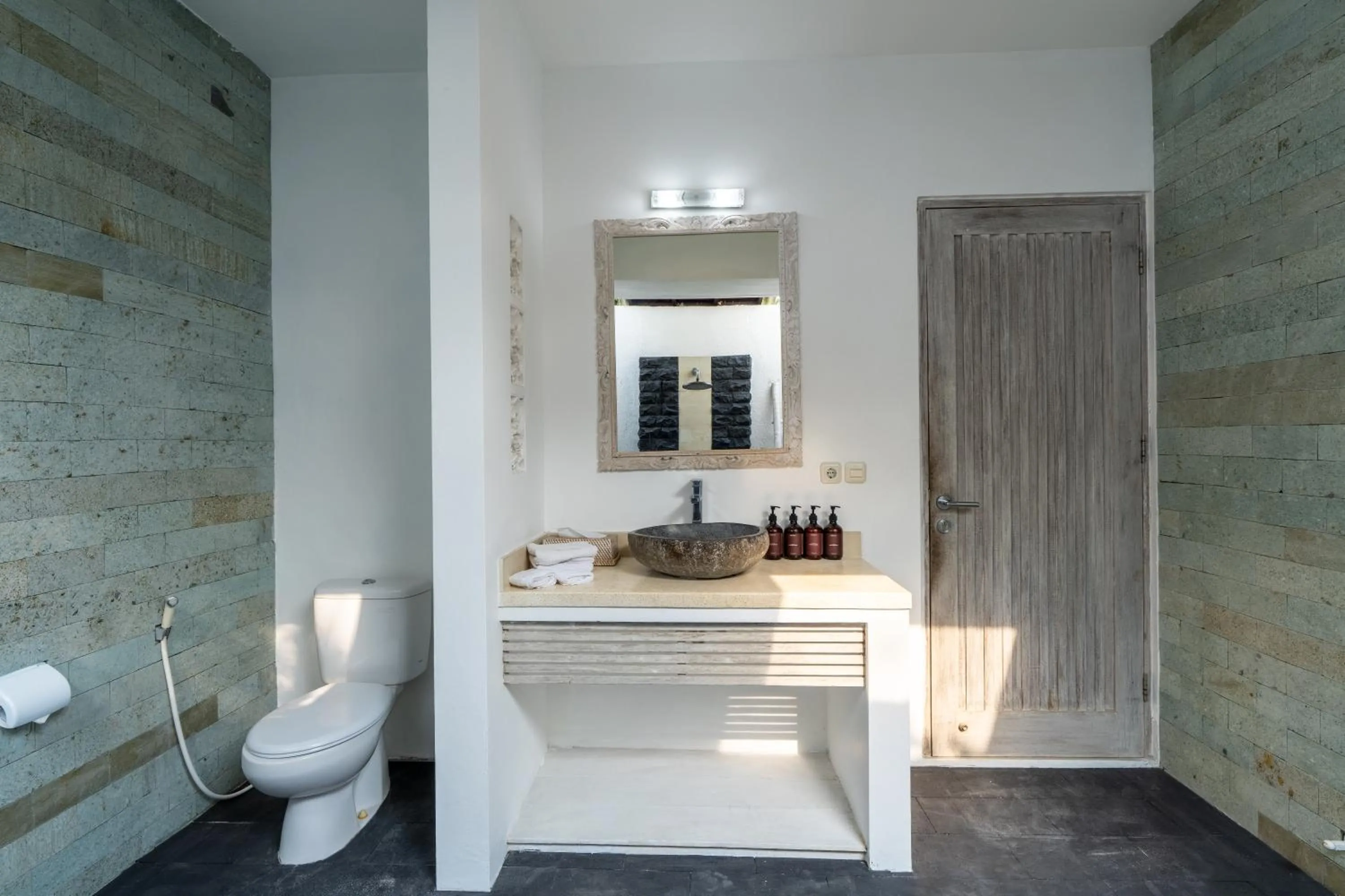 Bathroom in Villa Anak by Pertama Management