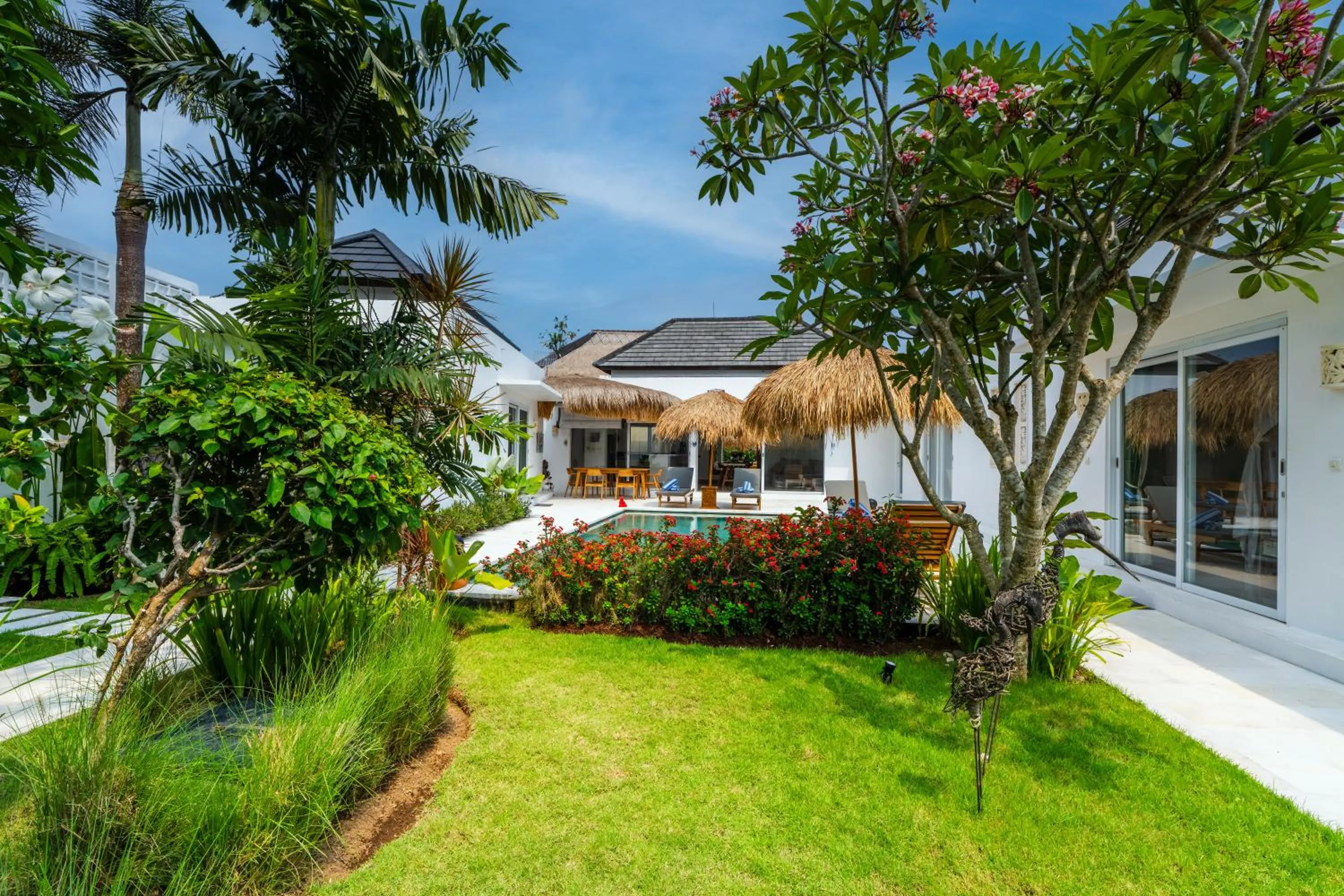 Garden in Villa Anak by Pertama Management