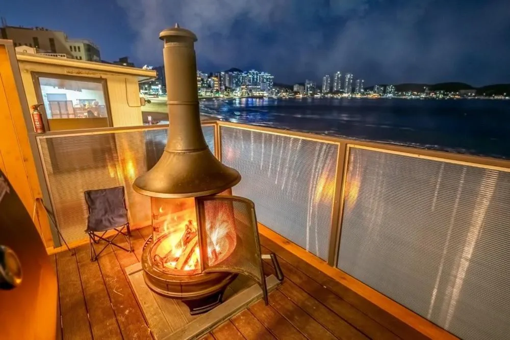 Busan Zio club caravan park