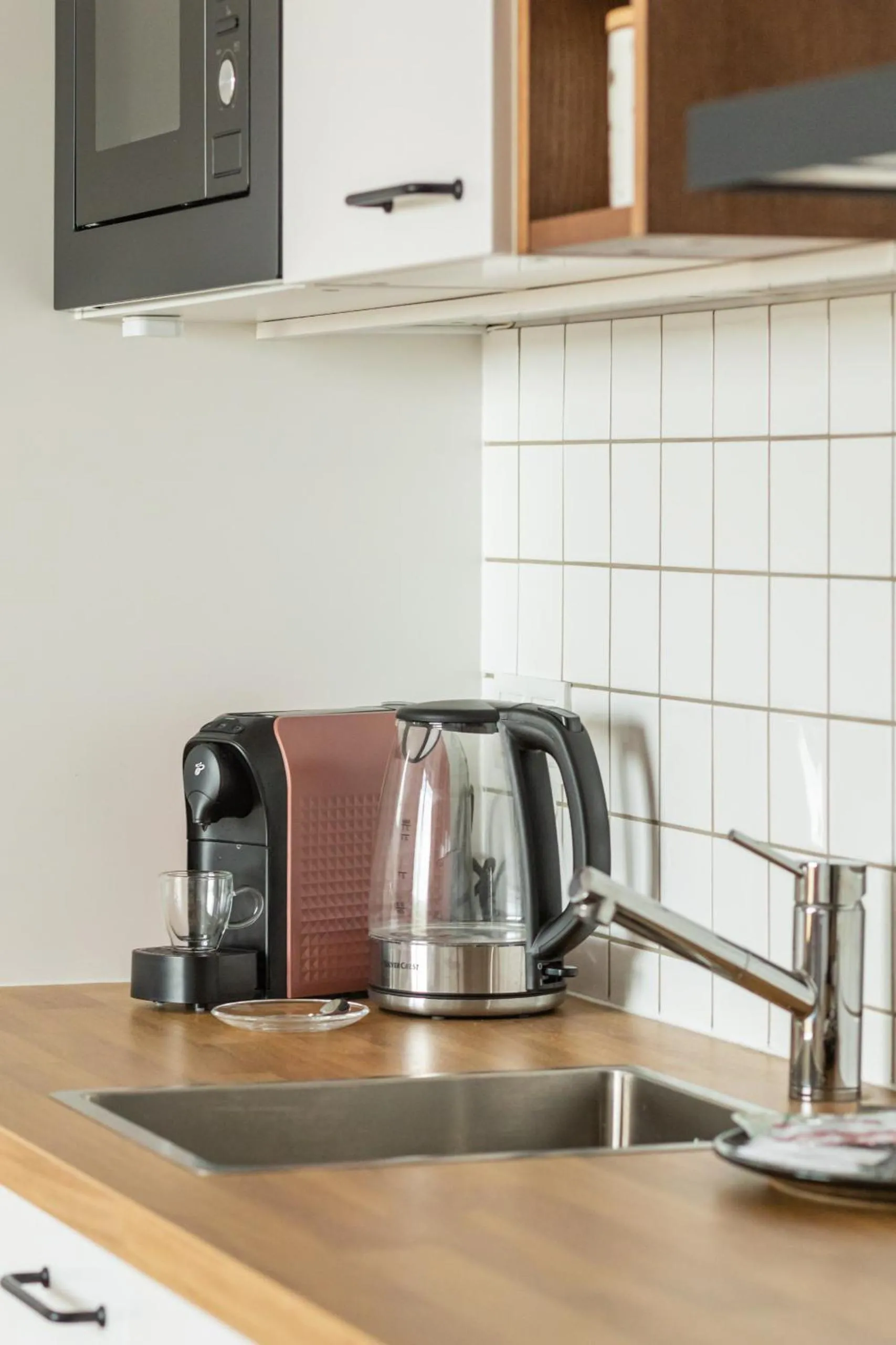 Kitchen or kitchenette in Szprotka Apartment with Air-Conditioning & Parking by Noclegi Renters