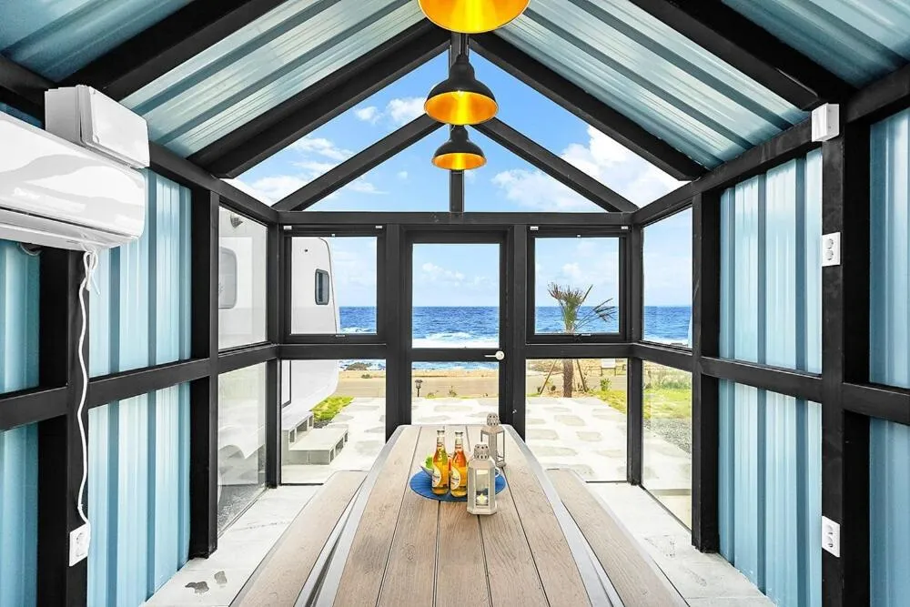 Pohang Uni’s Sea Caravan Homigot Branch