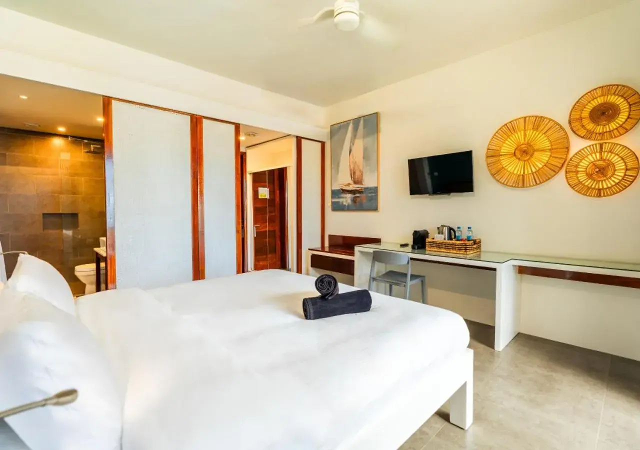 Bedroom in Mystik Life Style by NEWMARK Bedroom in Mystik Life Style by NEWMARK