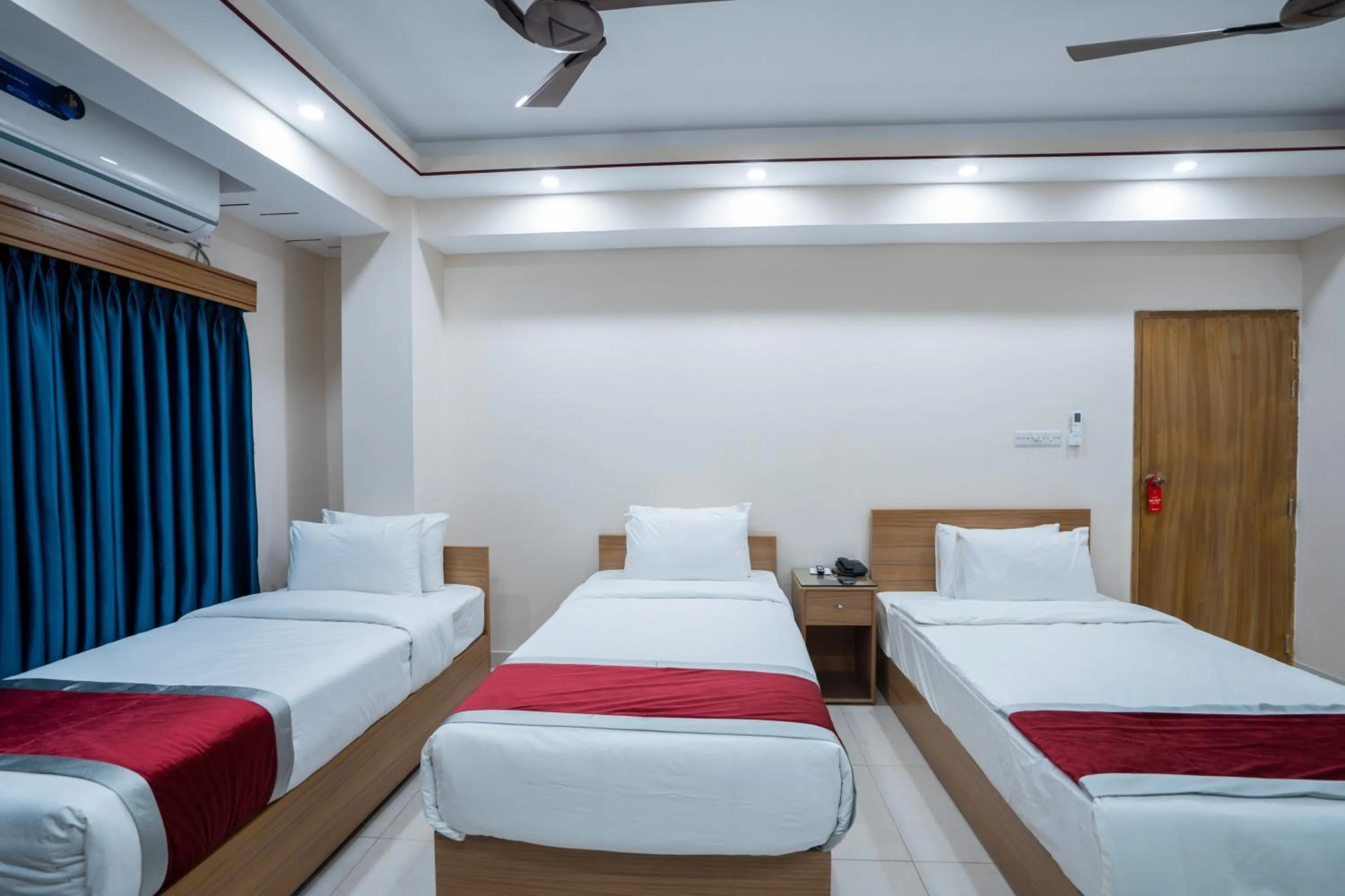 Bed in Hotel Safa Residency - DHAKA